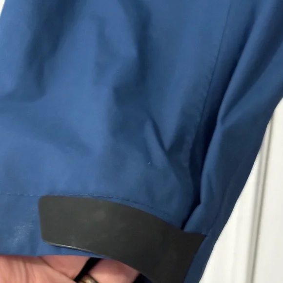 The North Face Men's Classic Blue HyVent Raincoat - Picture 3 of 7